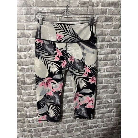 Victoria's Sport Capri - Picture 2 of 3